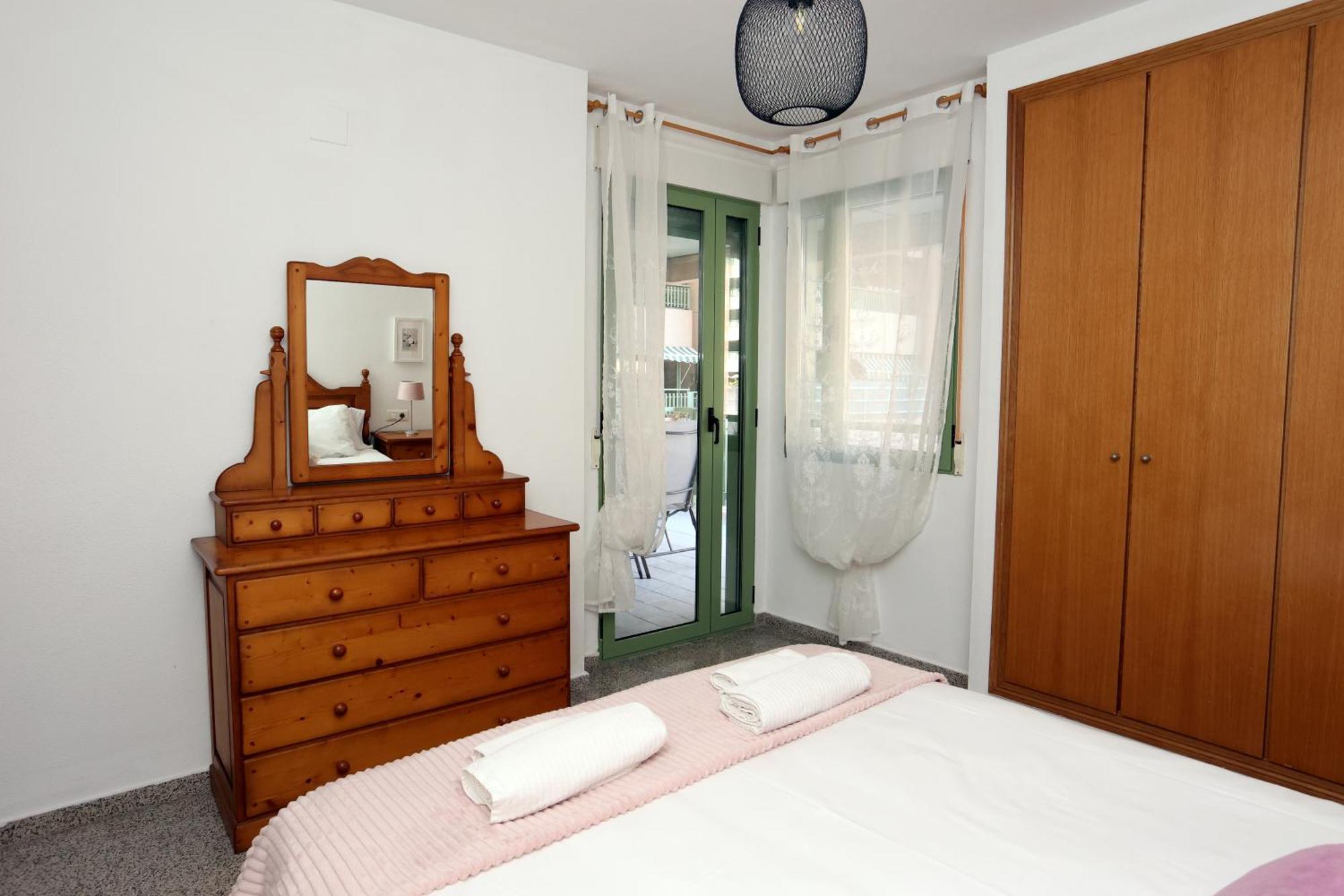 Apartamento Dos Habitaciones Primera Linea De Playa Valencia Exteriör bild
