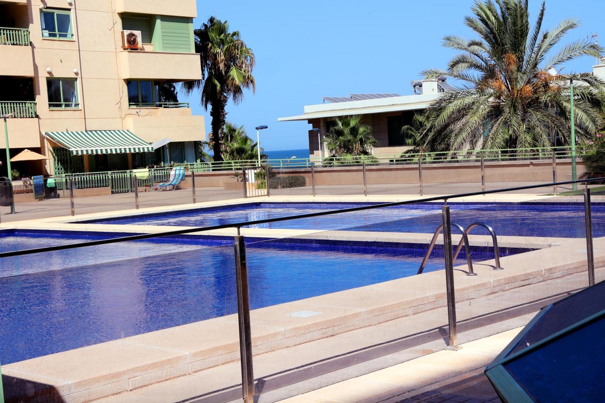 Apartamento Dos Habitaciones Primera Linea De Playa Valencia Exteriör bild
